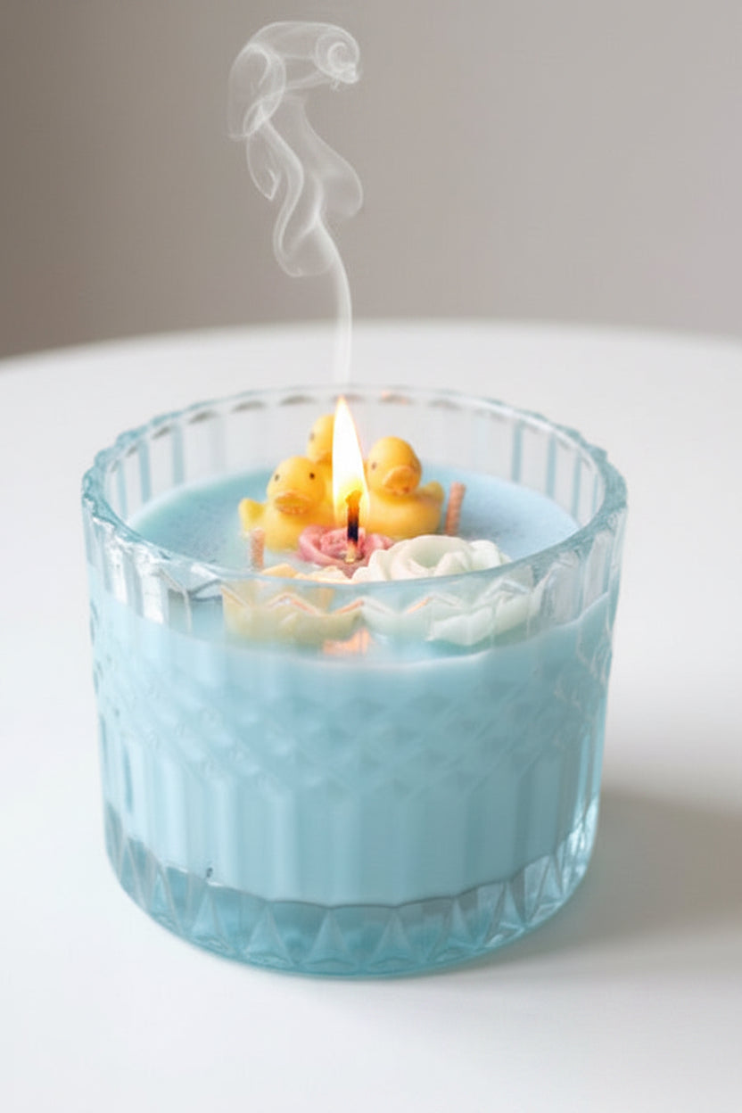 10oz Aquatic Waters Candle