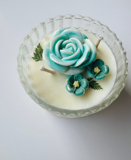 10oz Honey Spiced Aqua Flower Candle