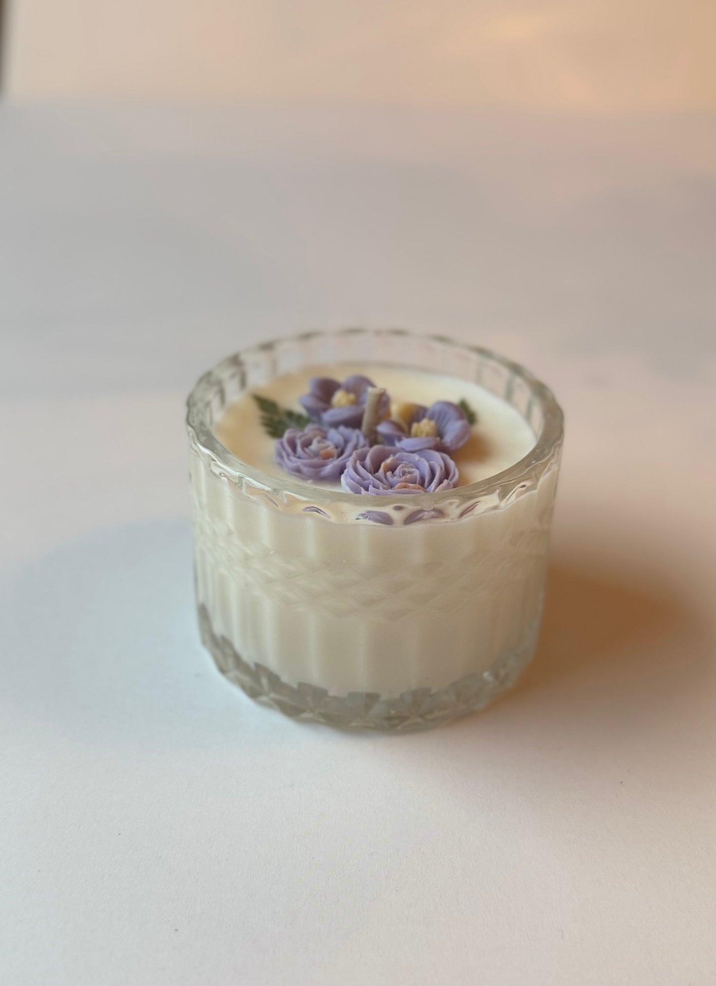 7oz Soy Wax Purple Flower Candle
