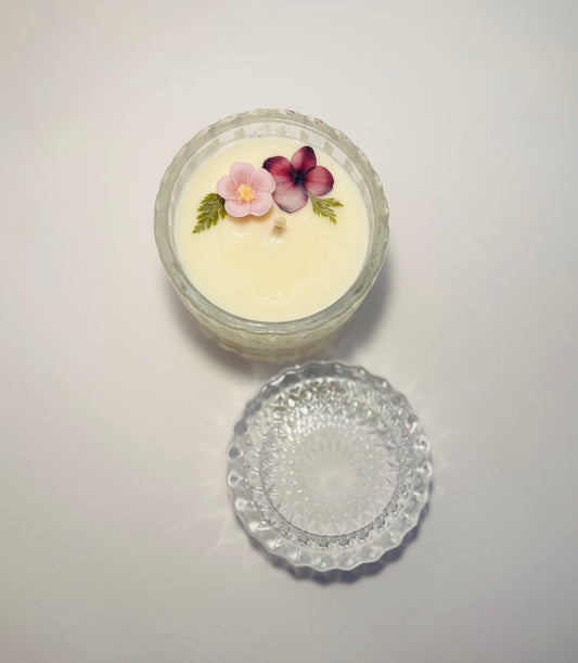 7oz Soy Wax Purple Flower Candle